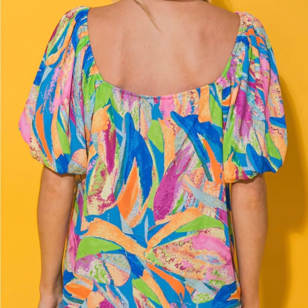 Women's Multicolor Flying Tomato Balloon Sleeve Top Size L NWT